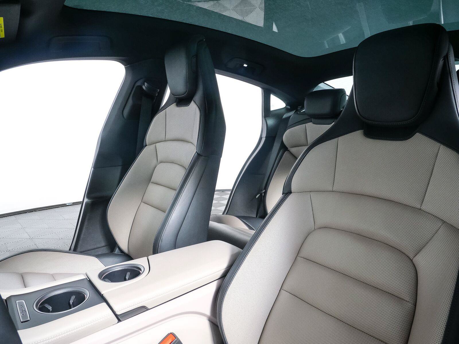 Certified 2025 Porsche Taycan AWD/4WD image 5