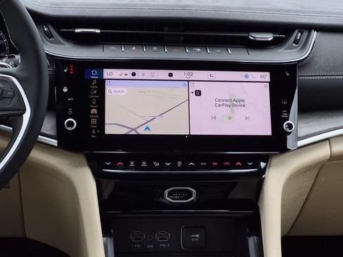 New 2026 Jeep Grand Cherokee L Limited w/ Luxury Tech Group II RWD image 18