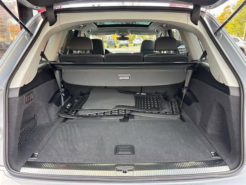 Used 2022 Audi Q7 3.0T Premium Plus image 15