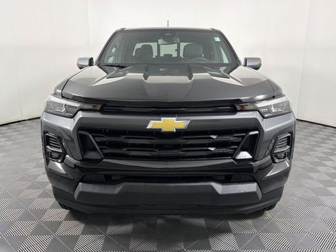 Used 2024 Chevrolet Colorado LT w/ LT Convenience Package III RWD image 2