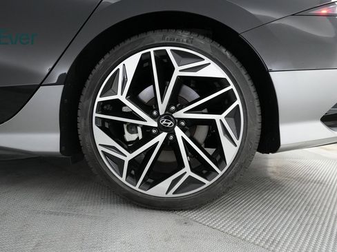 Used 2023 Hyundai Ioniq 6 SEL image 19