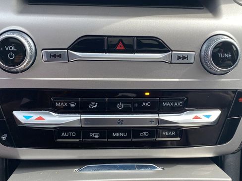 Certified 2022 Ford Explorer XLT w/ Equipment Group 202A image 15