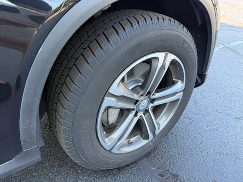 Used 2016 Mercedes-Benz GLC 300 4MATIC image 42