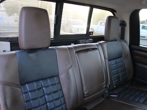 Used 2018 Nissan Titan Platinum Reserve w/ Platinum Utility Package image 28