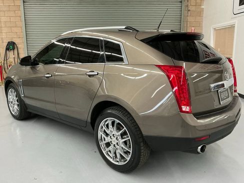 Used 2014 Cadillac SRX Premium image 6