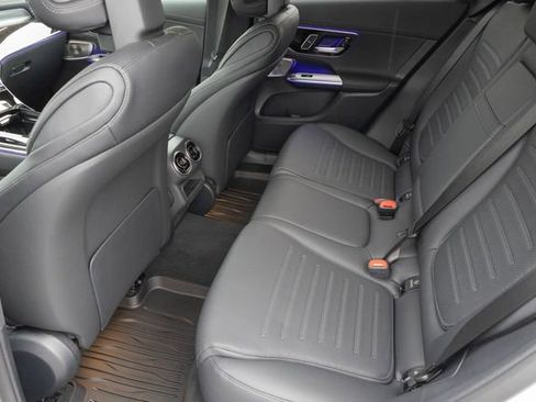 New 2026 Mercedes-Benz GLC 300 4MATIC image 17