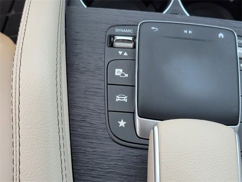 Certified 2022 Mercedes-Benz GLE 350 4MATIC image 25