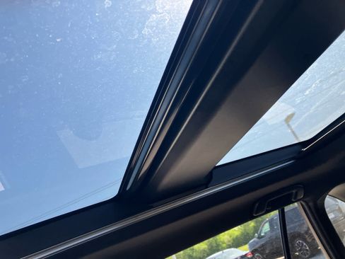 Used 2022 Toyota RAV4 XSE w/ Premium Package AWD/4WD image 22