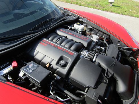 Used 2012 Chevrolet Corvette Coupe w/ 2LT Preferred Equipment Group image 21