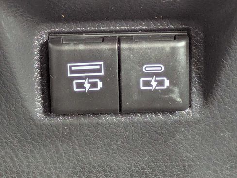 Used 2025 Toyota Camry LE FWD image 20