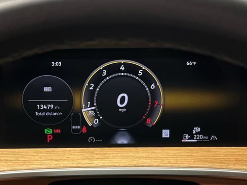Used 2025 Volkswagen Tiguan SEL R-Line AWD/4WD image 25