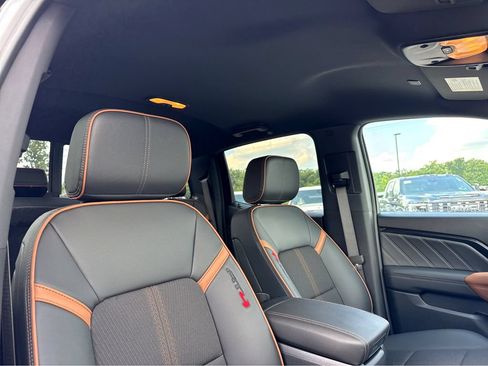 New 2026 GMC Canyon AT4 AWD/4WD image 5