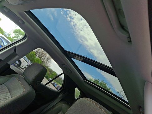 Used 2020 Chevrolet Equinox LT AWD/4WD image 14