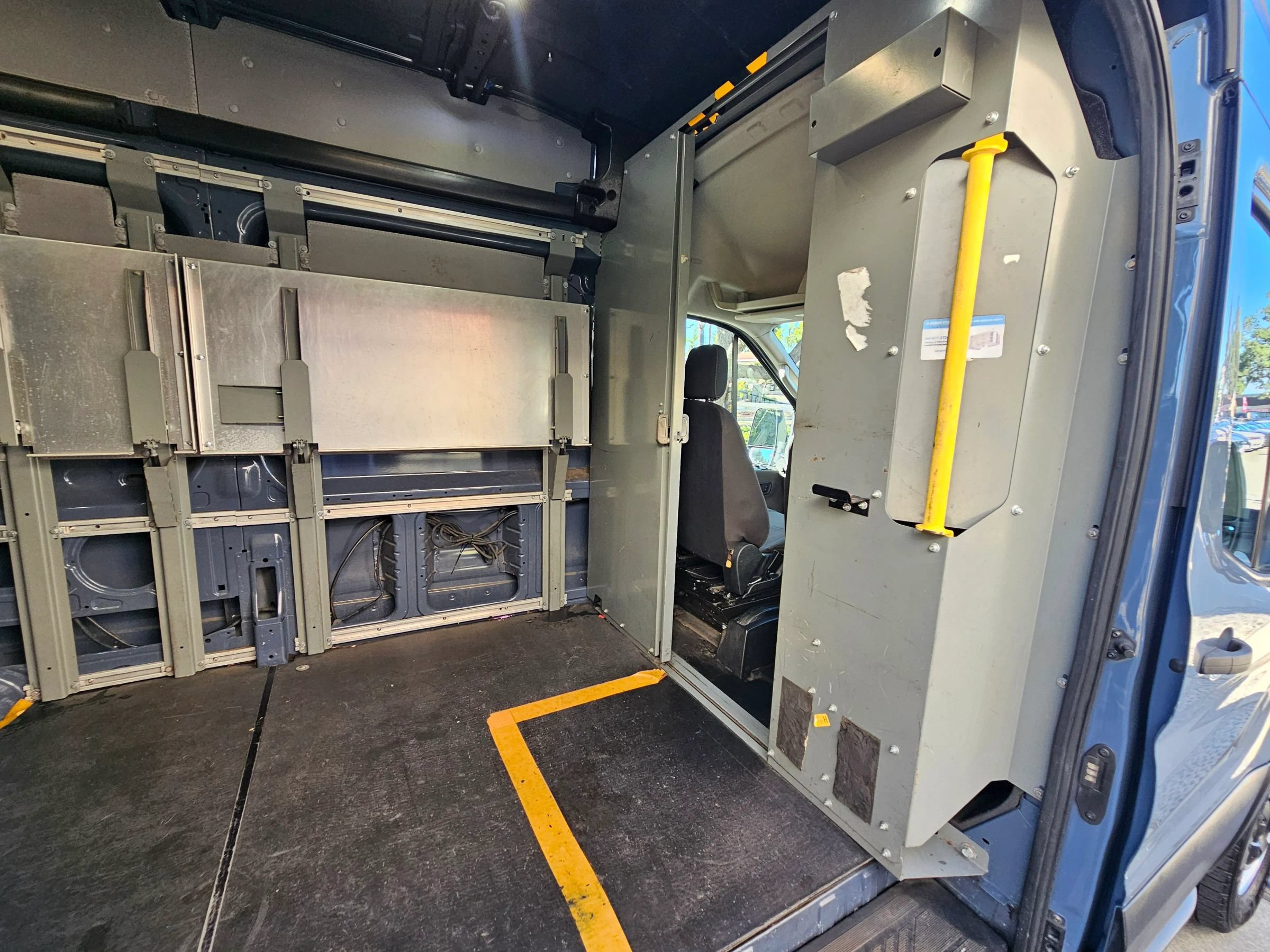 Used 2020 Ford Transit 250 148 High Roof Extended RWD image 22