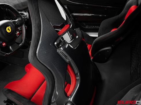 Used 2015 Ferrari 458 Speciale Coupe RWD image 48