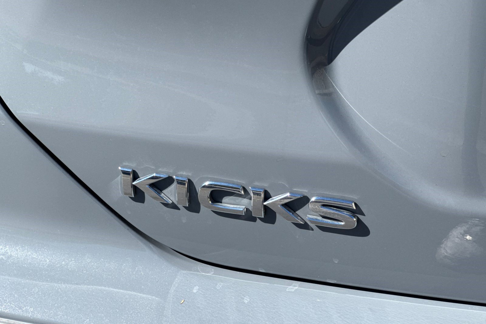 Used 2023 Nissan Kicks SV FWD image 38