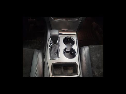 Used 2018 Jeep Grand Cherokee Altitude image 16