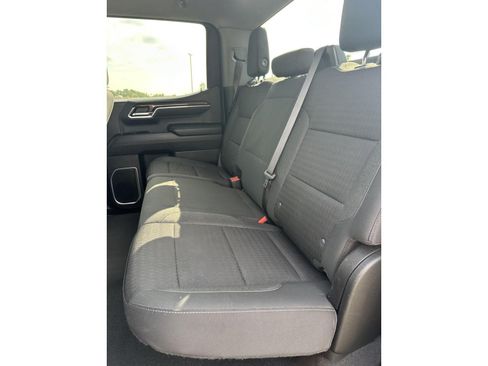 Used 2023 Chevrolet Silverado 1500 LT AWD/4WD image 17