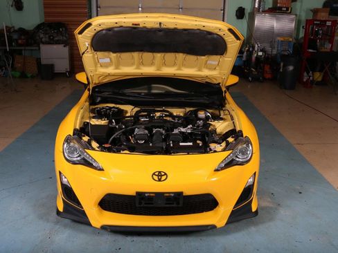 Used 2015 Scion FR-S Release Series 1.0 image 8