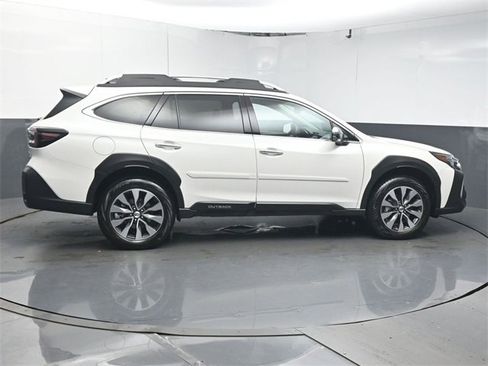 Certified 2025 Subaru Outback Touring XT w/ Tech Package 3 image 8