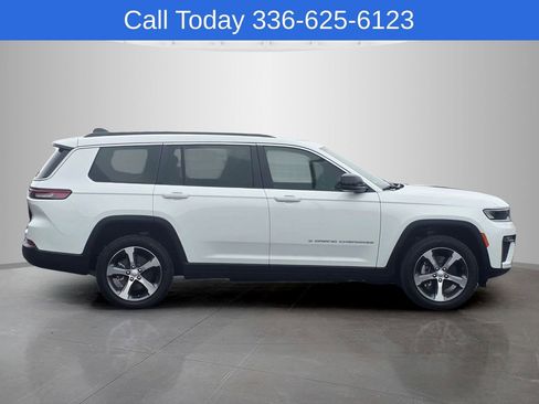 New 2026 Jeep Grand Cherokee L Limited AWD/4WD image 6