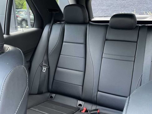 Certified 2025 Mercedes-Benz GLE 450e 4MATIC image 33