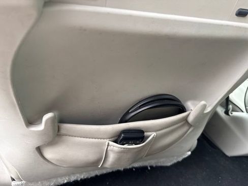 Used 2018 Chrysler Pacifica Limited FWD image 9