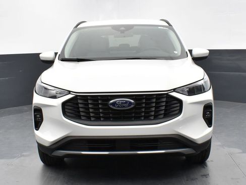 New 2025 Ford Escape SE image 3