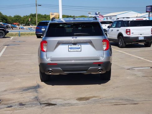 Certified 2024 Ford Explorer XLT w/ Equipment Group 202A AWD/4WD image 6