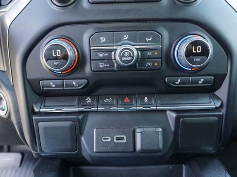 Used 2021 Chevrolet Silverado 1500 LT Trail Boss image 17