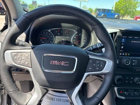 Used 2023 GMC Terrain SLT w/ Infotainment Package II AWD/4WD image 28