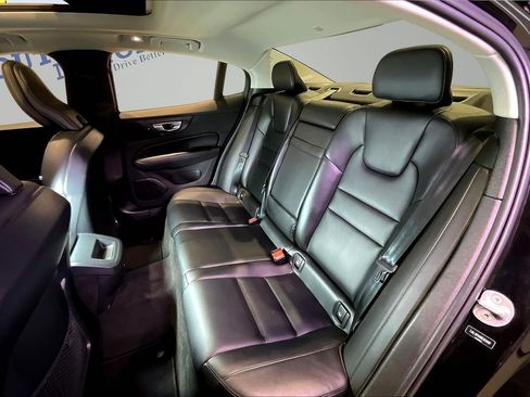 Used 2024 Volvo S60 B5 Core FWD image 22