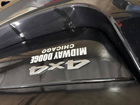 Used 2024 Jeep Grand Cherokee L Limited w/ Luxury Tech Group II image 8