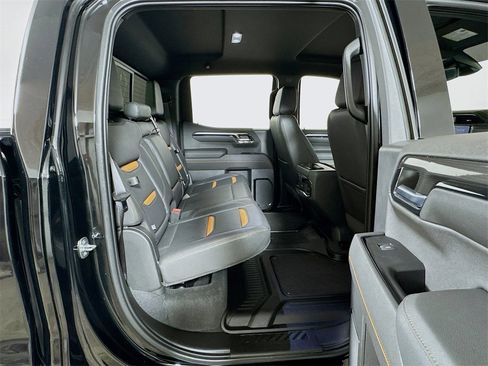 Certified 2022 GMC Sierra 1500 AT4 w/ AT4 Preferred Package image 26