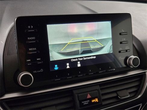 Used 2019 Honda Accord LX image 35