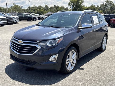 Used 2018 Chevrolet Equinox Premier FWD image 8
