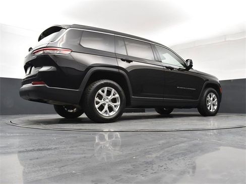 Used 2023 Jeep Grand Cherokee L Limited w/ Luxury Tech Group II image 23