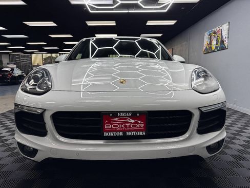 Used 2018 Porsche Cayenne image 3
