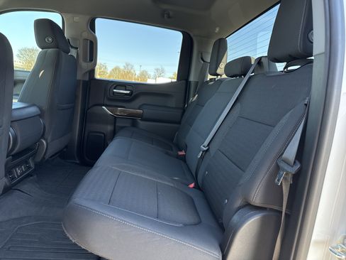 Used 2021 GMC Sierra 1500 SLE image 28