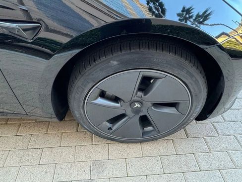 Used 2023 Tesla Model 3 Standard Range image 45