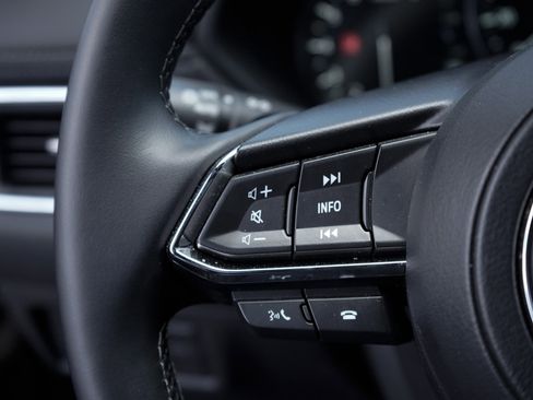 Used 2025 MAZDA CX-5 Signature AWD/4WD image 13