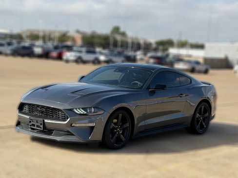 Used 2022 Ford Mustang Coupe w/ Equipment Group 101A RWD image 2