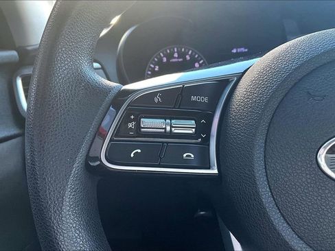 Used 2019 Kia Optima LX image 9