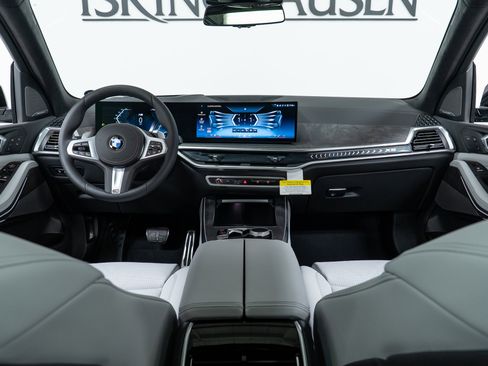 New 2026 BMW X5 xDrive40i w/ M Sport Package image 15