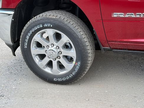 New 2026 RAM 2500 Laramie AWD/4WD image 12