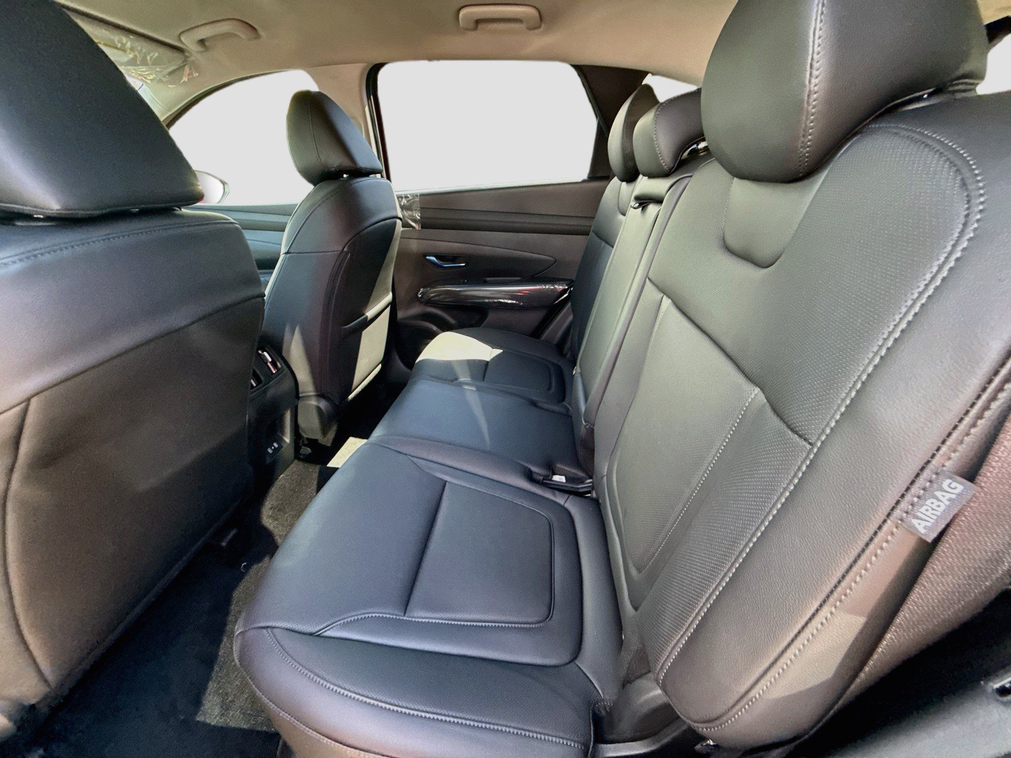 New 2026 Hyundai Tucson SEL Plus w/ Tow & Go Package FWD image 18
