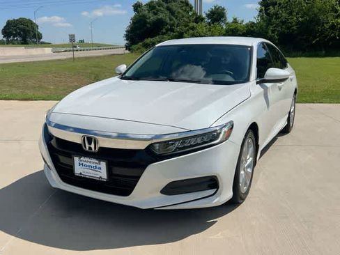 Certified 2020 Honda Accord LX image 2