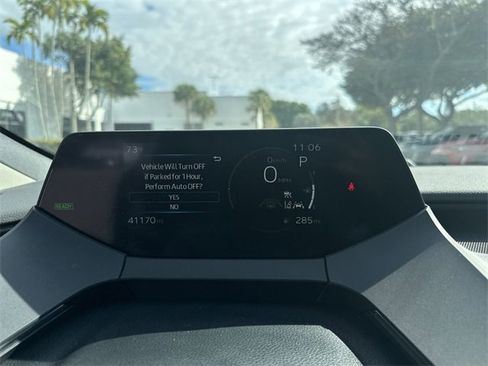 Used 2024 Toyota Prius LE image 10