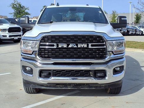 Used 2024 RAM 2500 Big Horn image 4