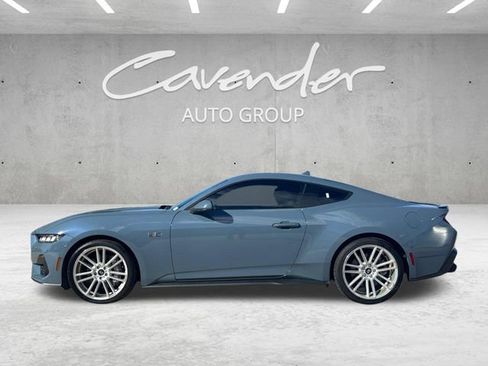 Used 2024 Ford Mustang GT RWD image 16